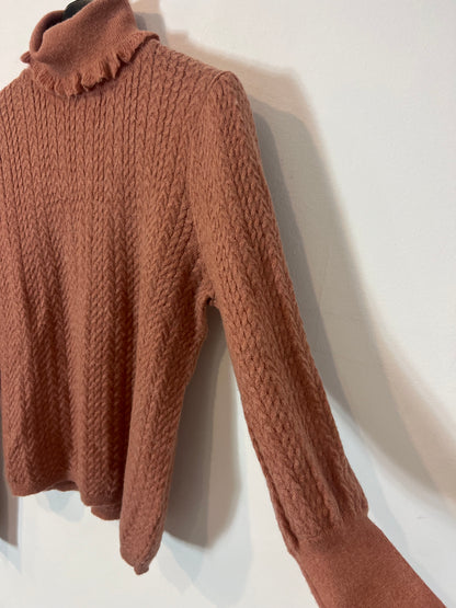 LOUISE MISHA. Jersey rosa salmón cuello alto  T.36