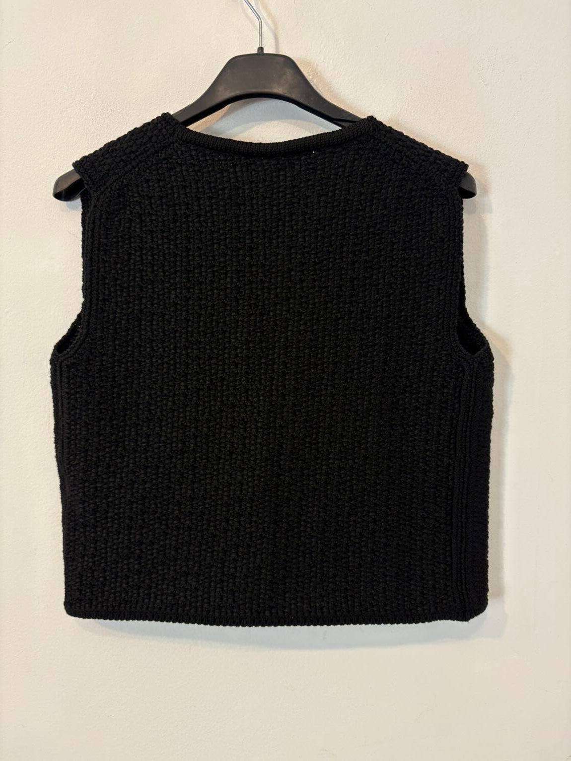 MASSIMO DUTTI. Top punto lazadas