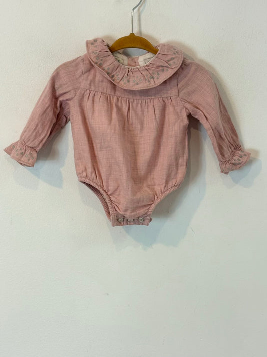 GOCCO. Ranita rosa jaspeado bordados. T 1-3 meses