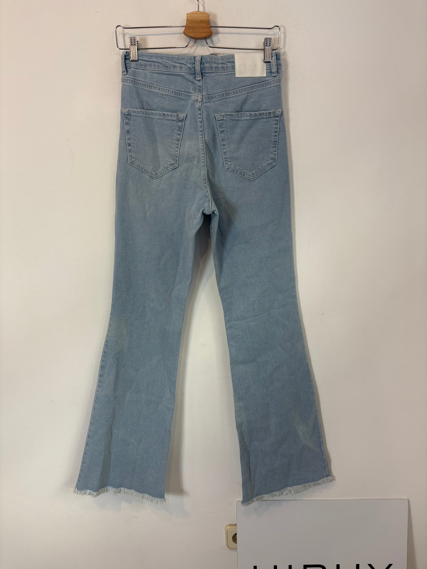 HIGH SPIRITS. Denim flare cuerdas. T 38