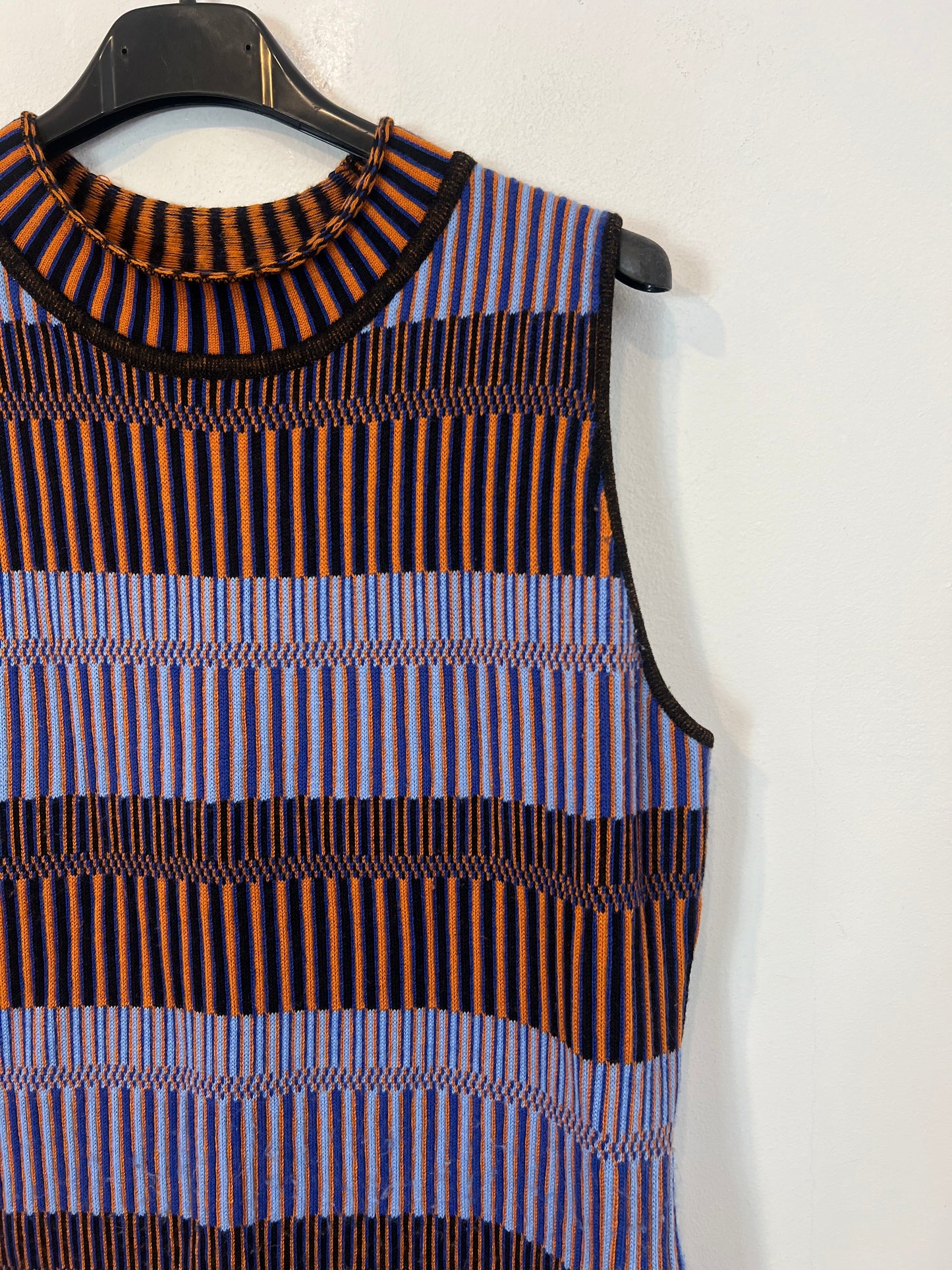 OTRAS. vestido midi estampado missoni