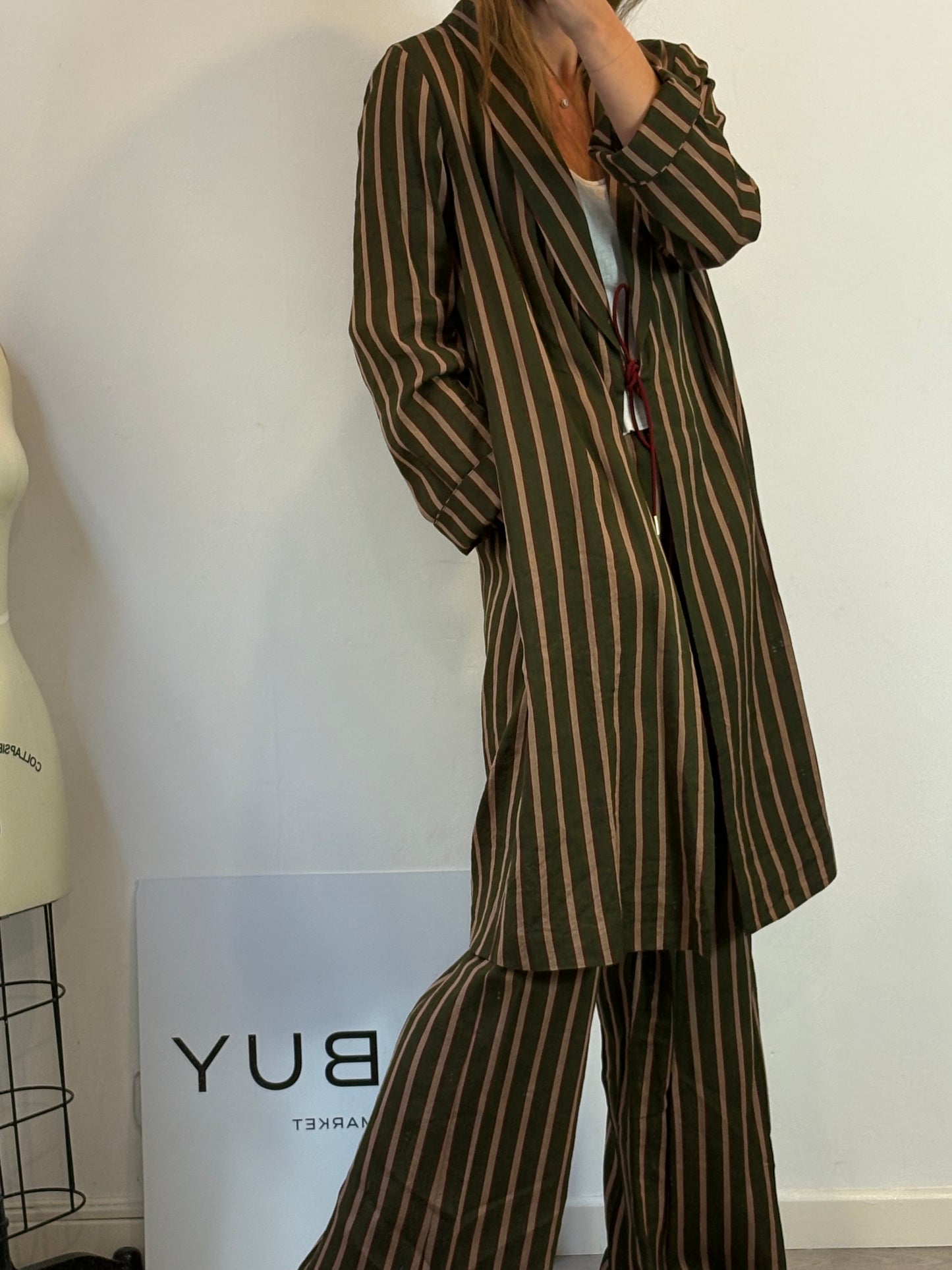 MOMONI. Chaqueta larga rayas mezcla