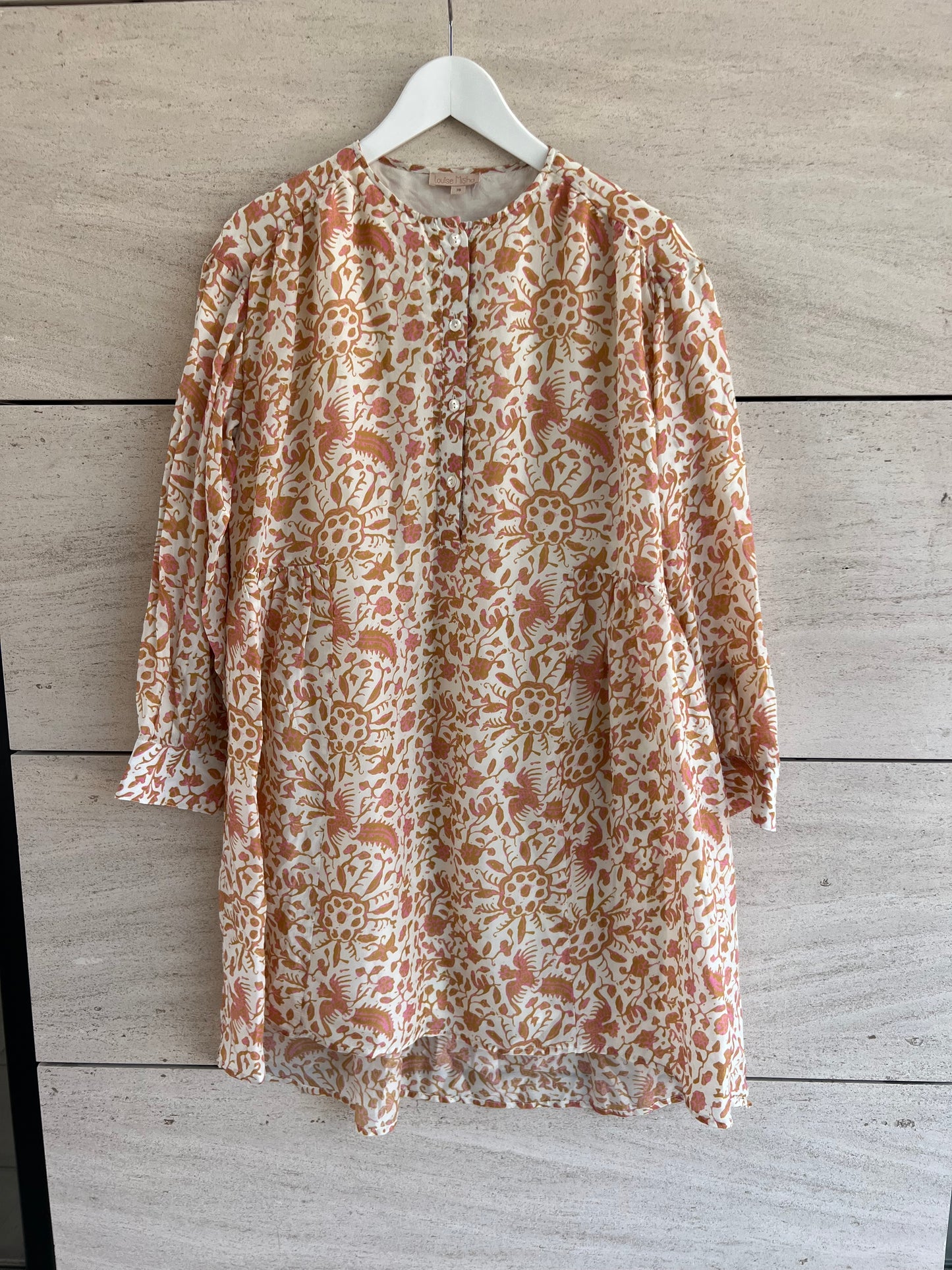 LOUISE MISHA. Vestido beige corto T.36