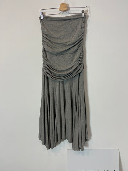 GIMAGUAS. Vestido gris palabra de honor T.m