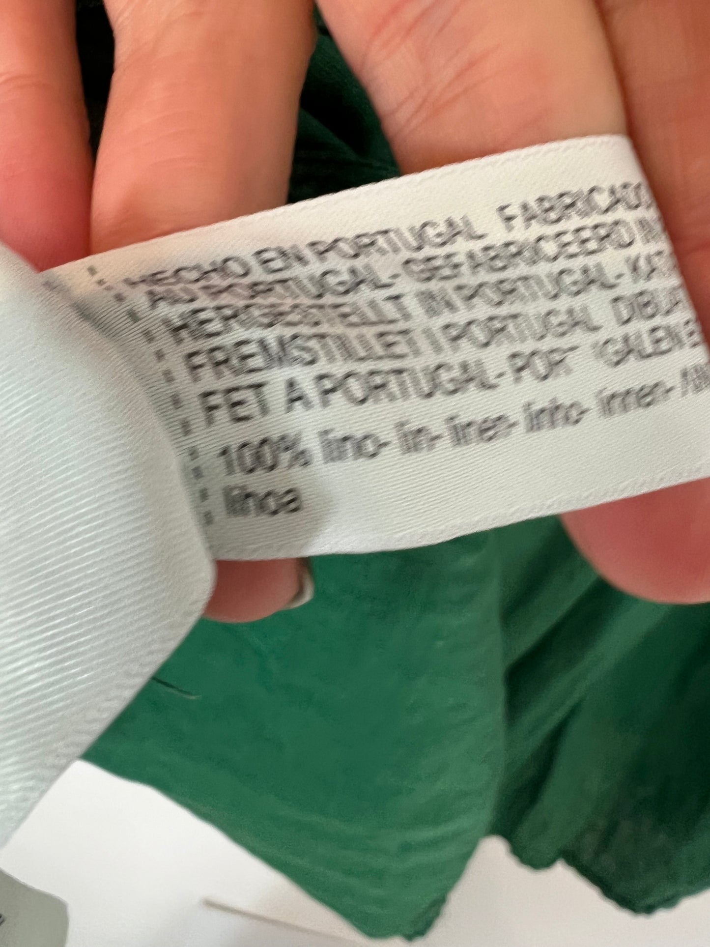 MASSIMO DUTTI. Green linen shirt T.40