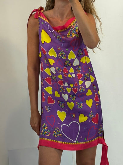 VERSUS VERSACE. Vestido corto seda estampado