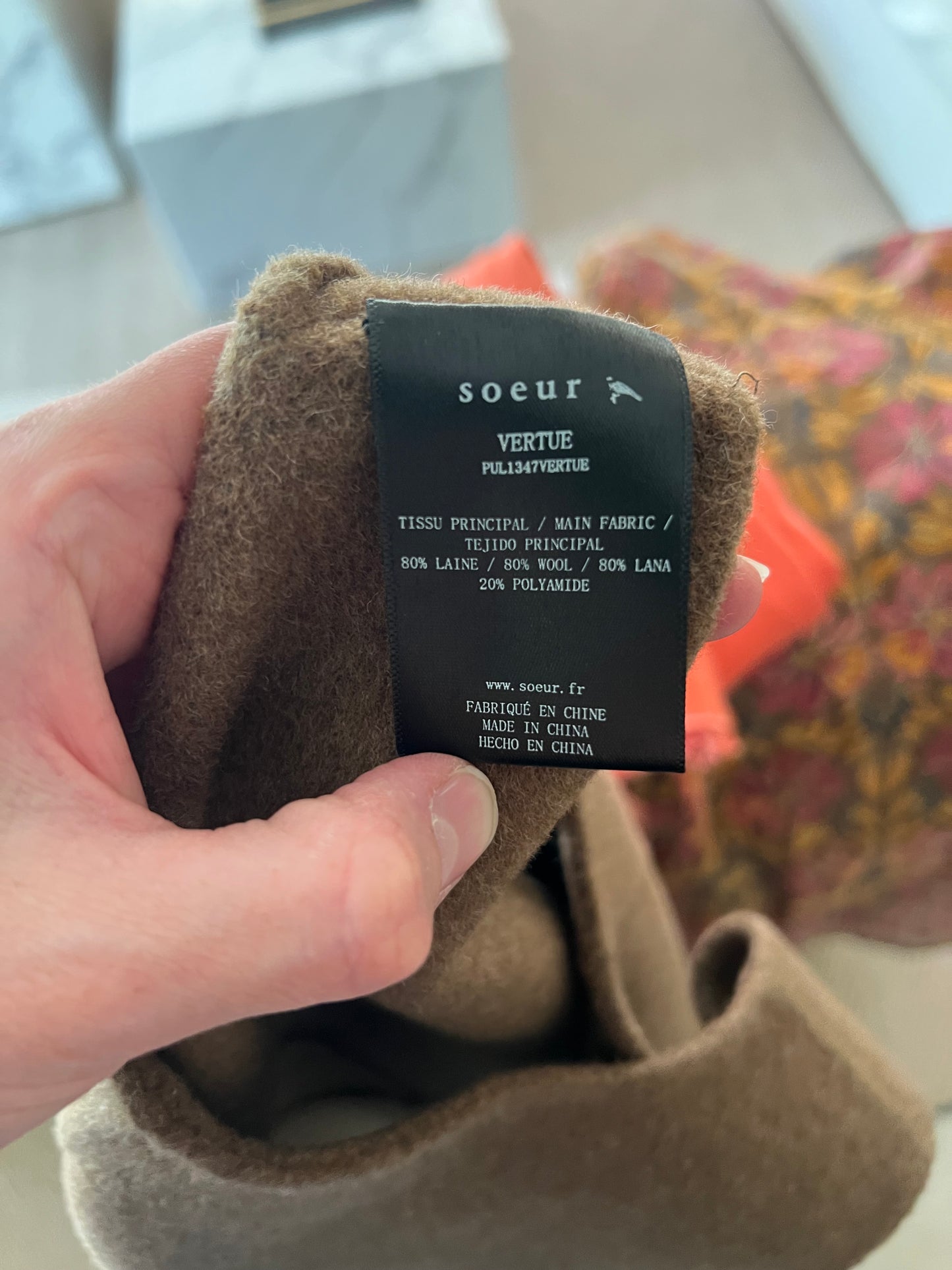 SOEUR. Top lana aberturas T1 (s)