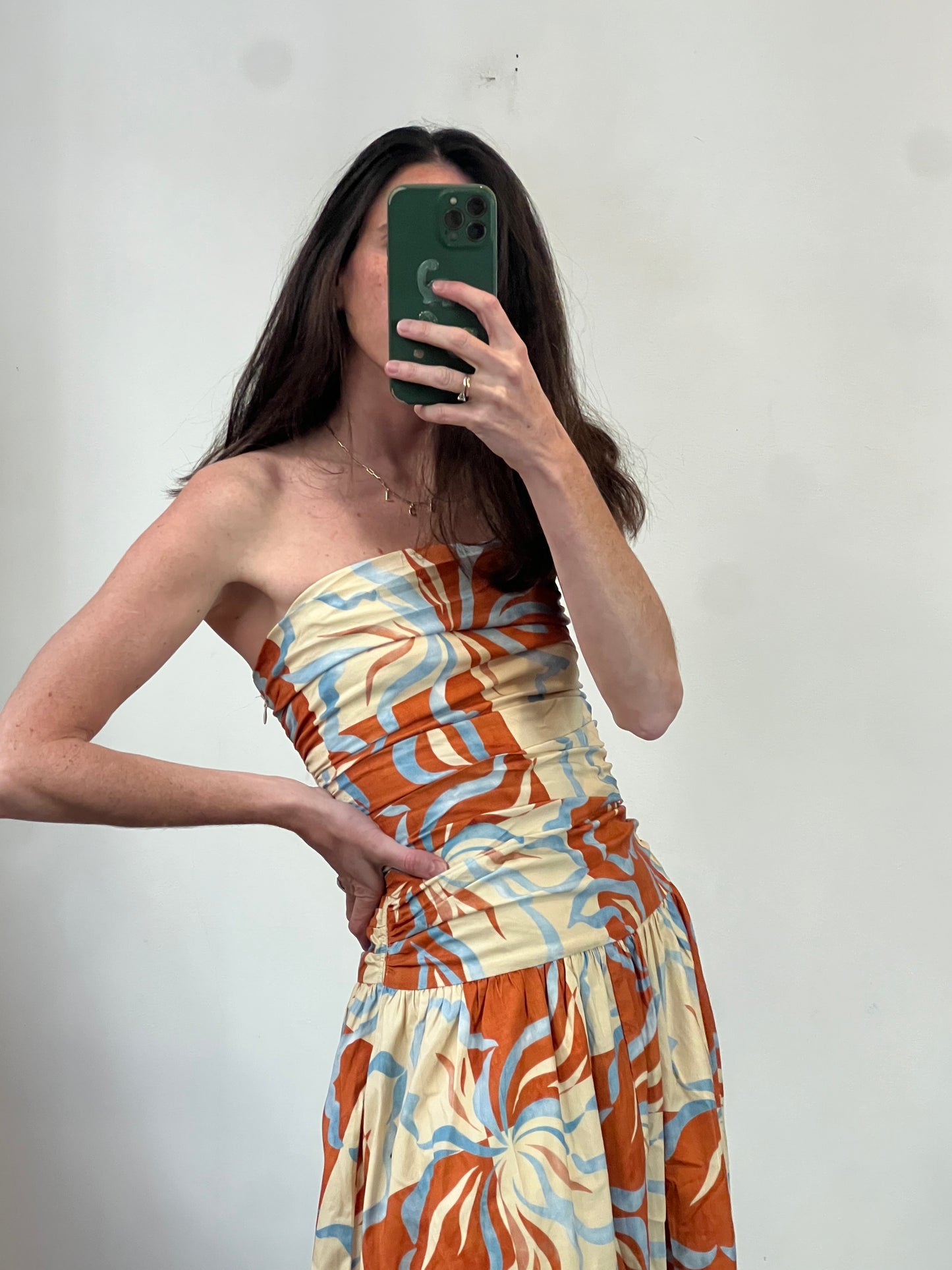 ZARA. Short green gathered dress. TS