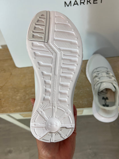 UNDER ARMOUR. Zapatillas blancas logo. T 31.5