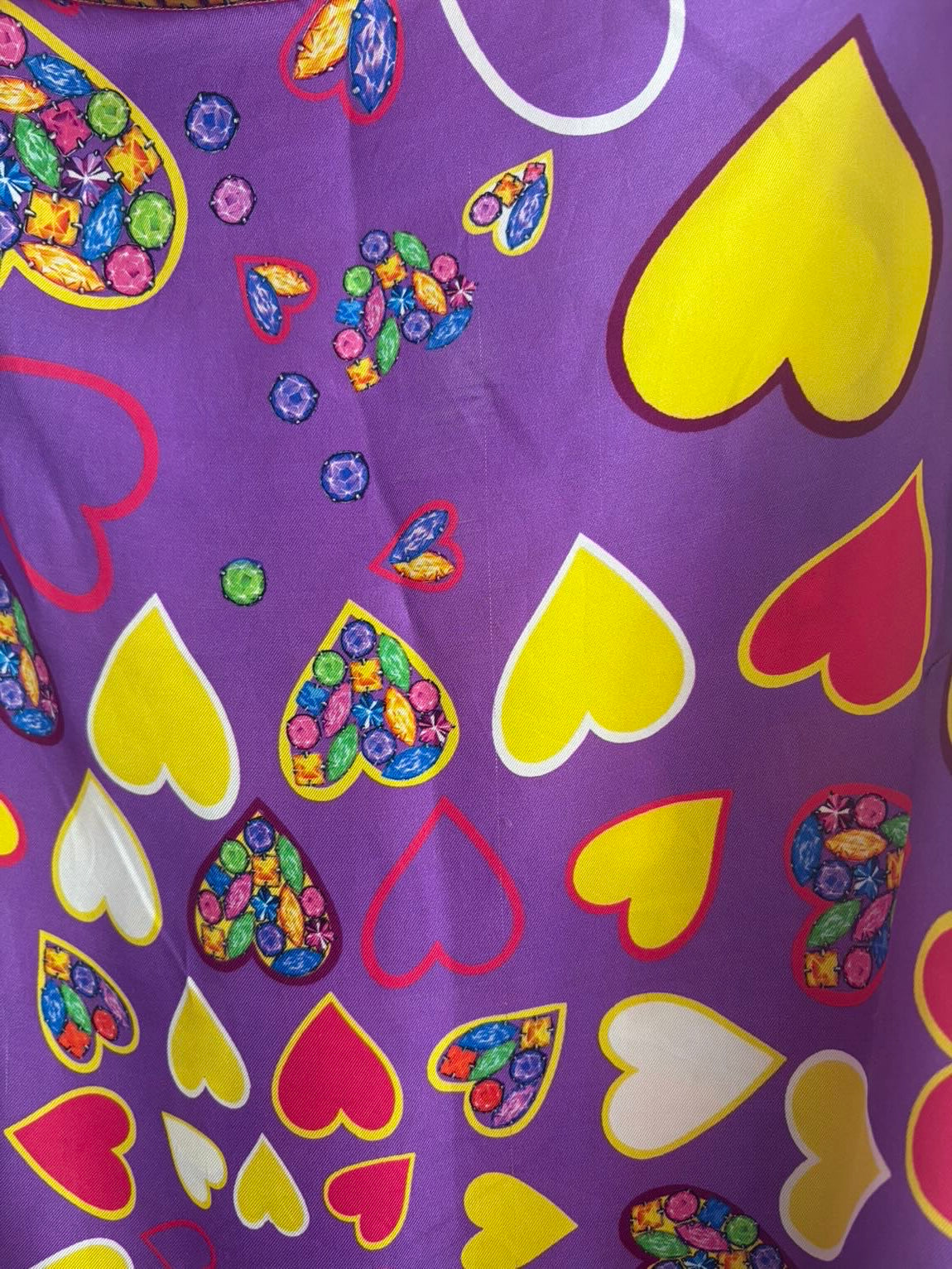 VERSUS VERSACE. Vestido corto seda estampado