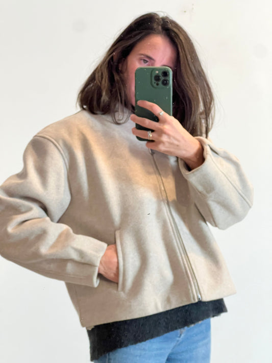 ZARA. Chaqueta beige jaspeada