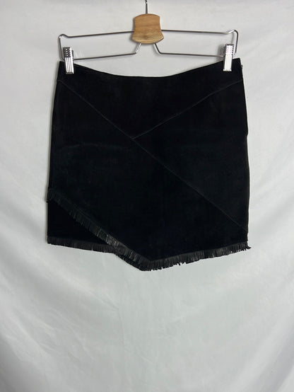 MAJE. Falda corta piel doble textura. T 38 (TARA)