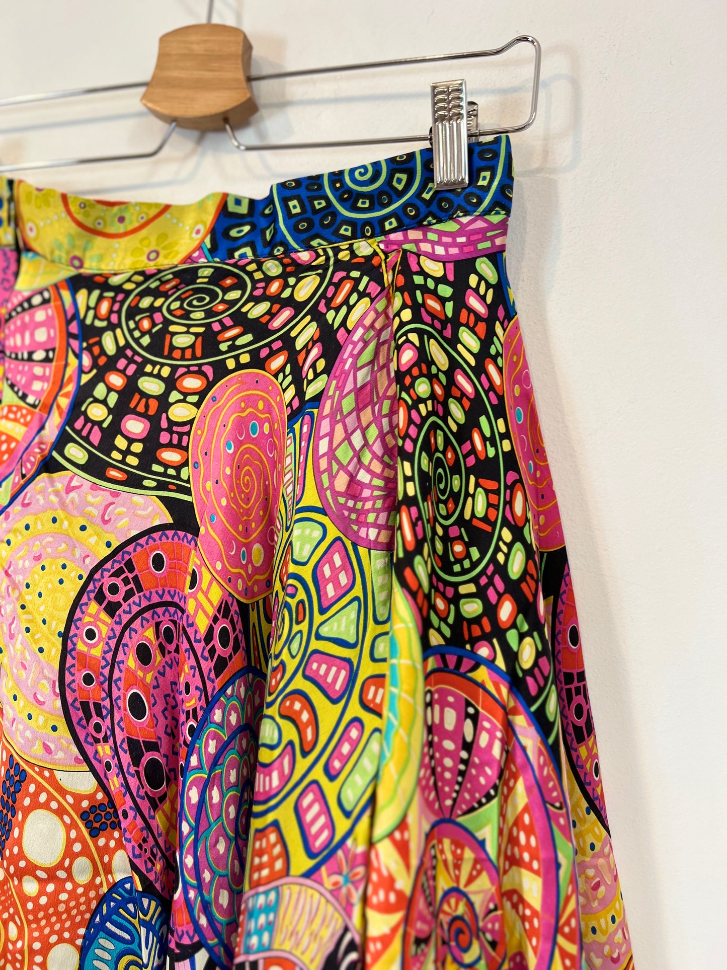 ZAITEGUI. Total look top y falda seda T.s/m