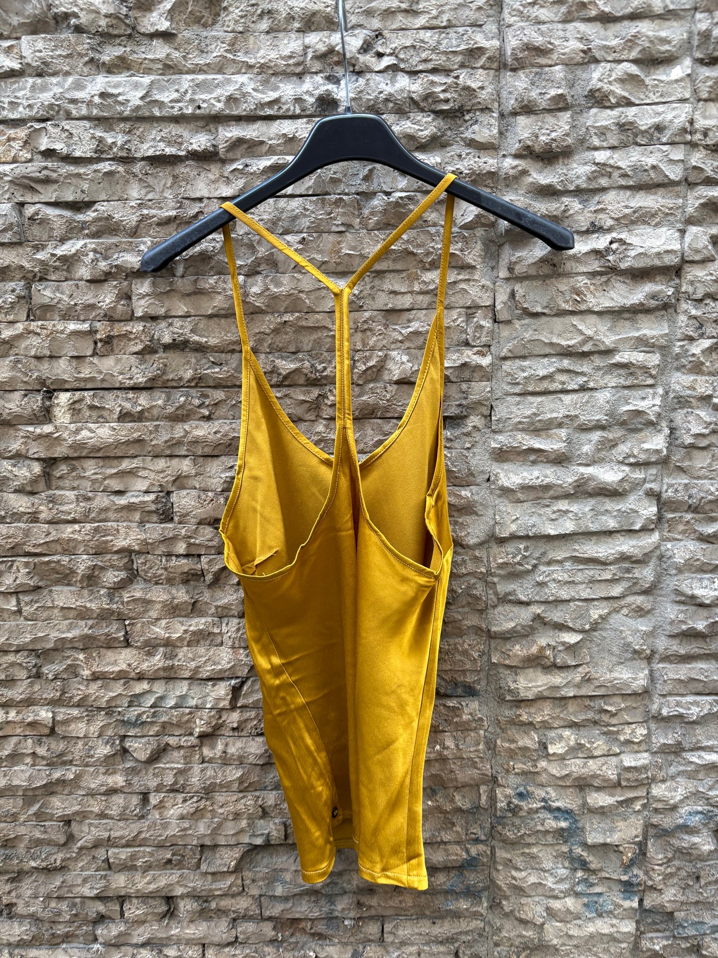 OTTOD´AME. Top satinado dorado