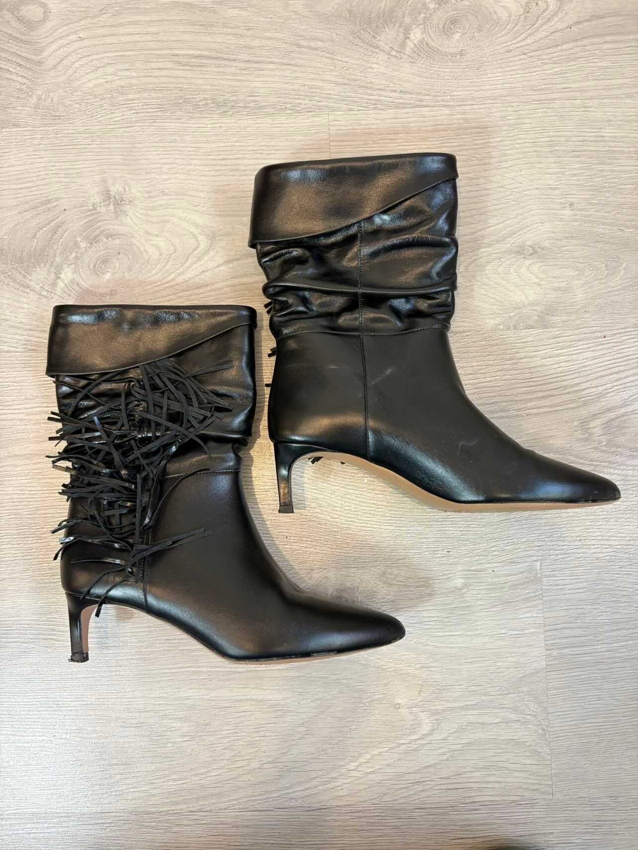 BA&SH. Botines piel flecos. T 39