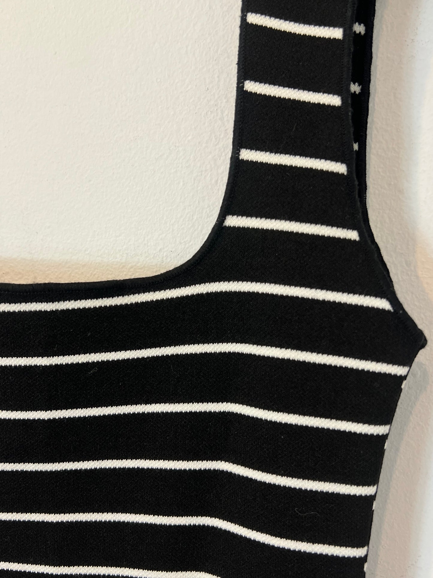 ZARA. Black striped knit dress Ts