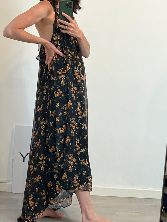 ZARA. Vestido negro estampado flores. T S