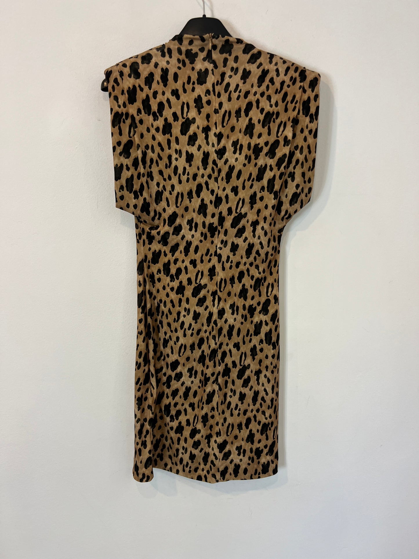 ZARA. Vestido corto  animal print hombreras.. T S