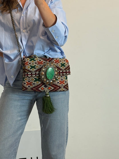 OTRAS. Bolso tela colores detalle piedra