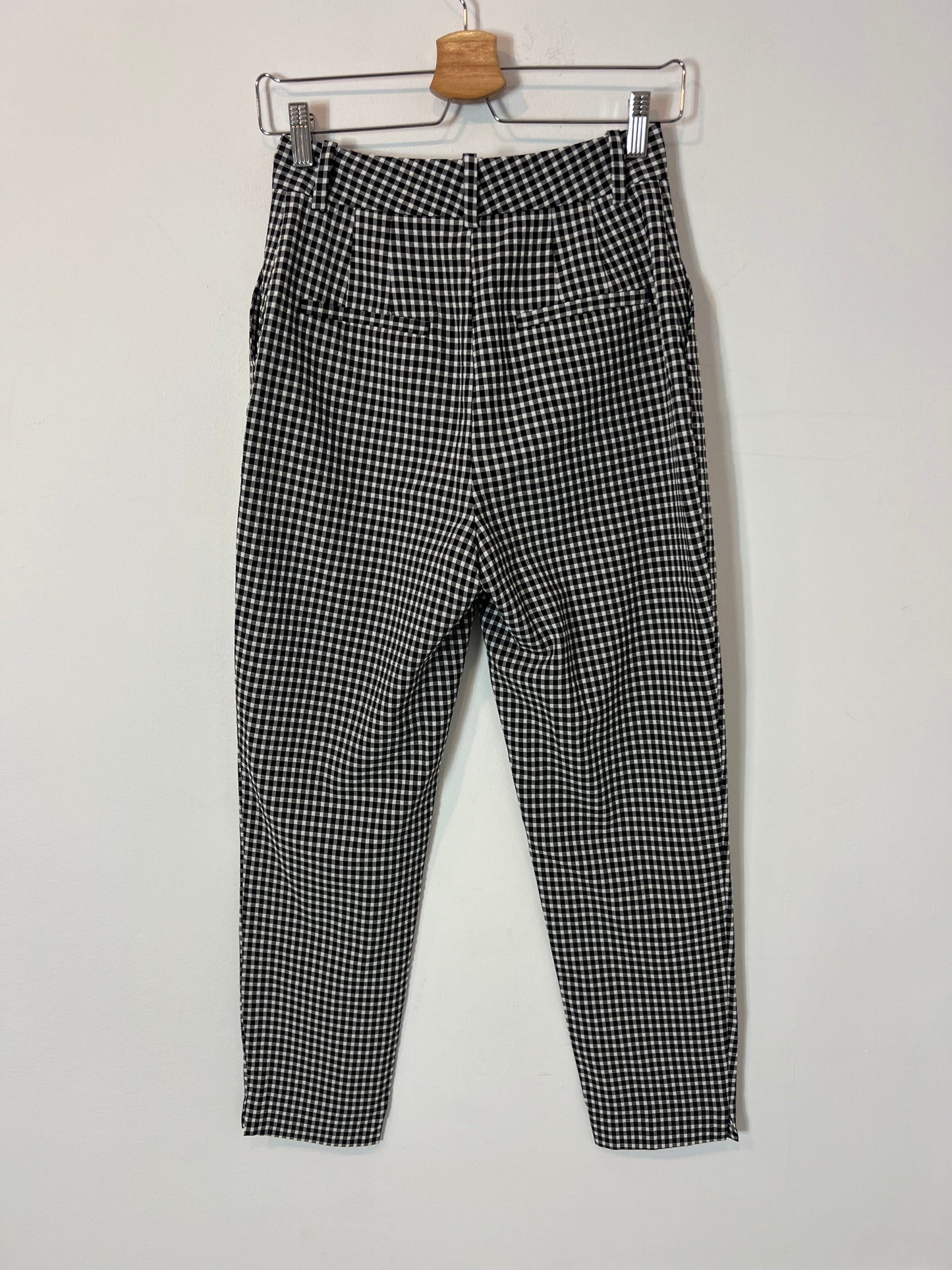 ZARA. Pantalón cuadros textura. T 34