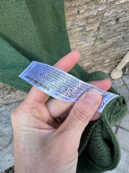 ZARA. Vestido midi verde punto elástico