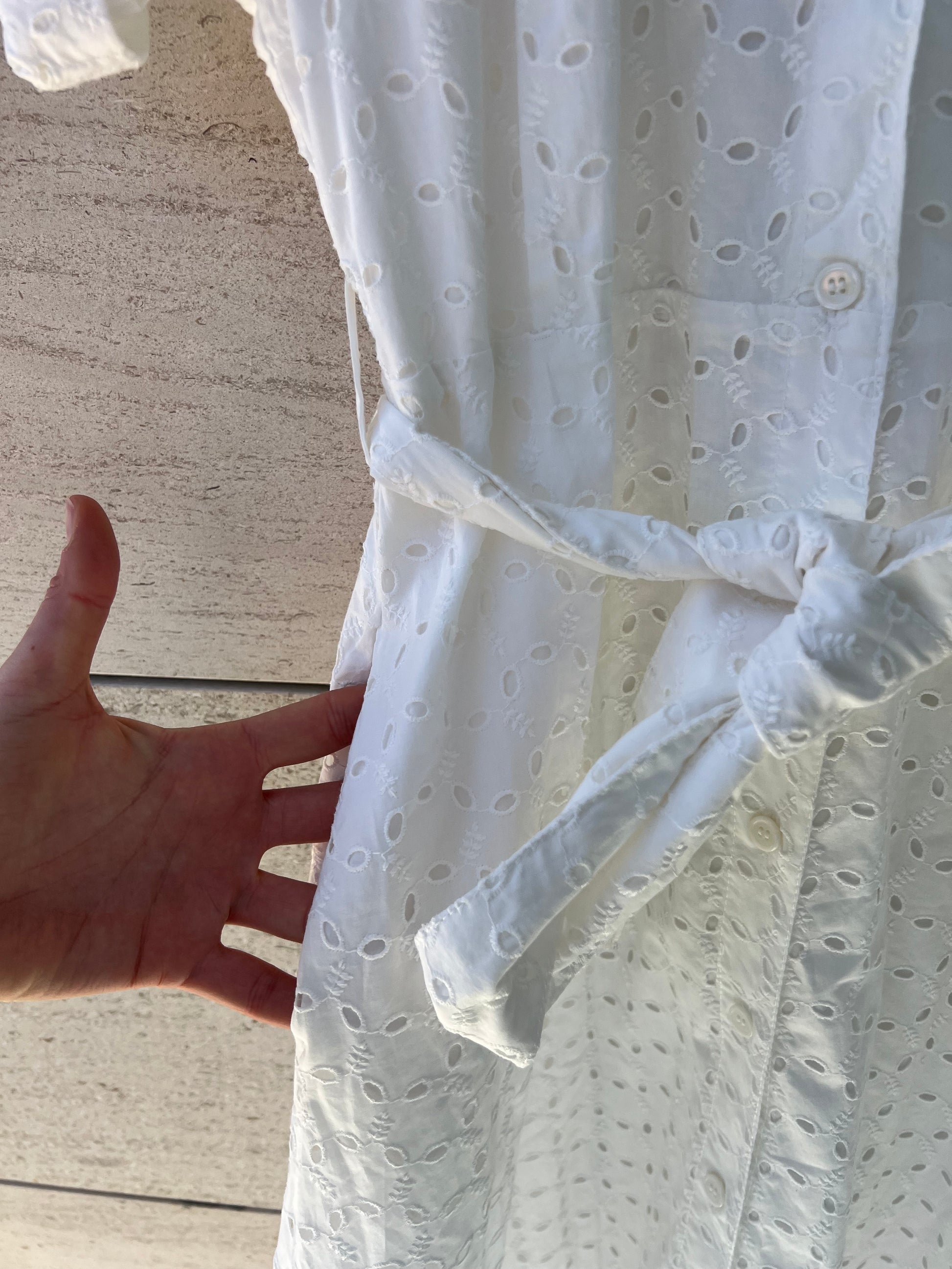 ZARA. Long embroidered shirt dress. TS Hibuy market ZARA. Long embroidered shirt dress. TS Hibuy market