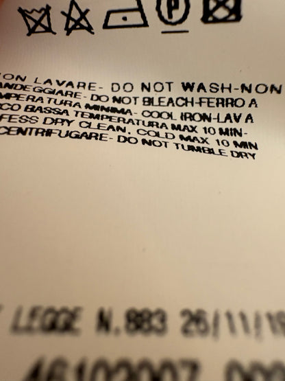 MALO Italia . Blusa semitransparente seda