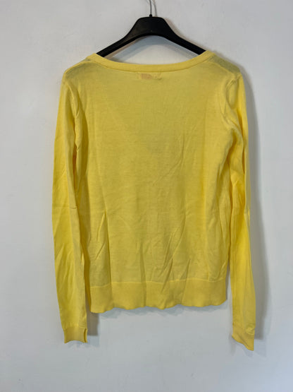 PINK WOMAN. rebeca amarillos abotonada  T.s