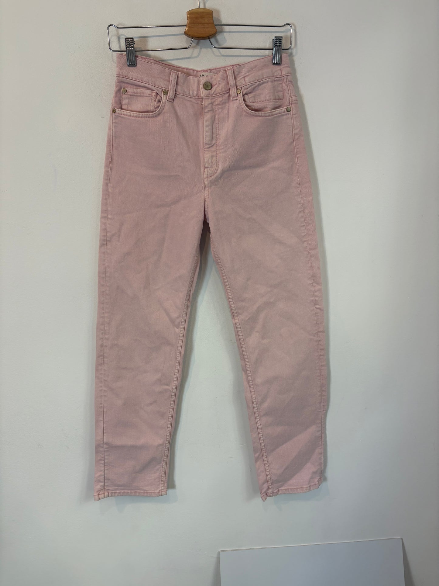 DOROTHEE SCHUMACHER. Medium size light pink denim. T 36