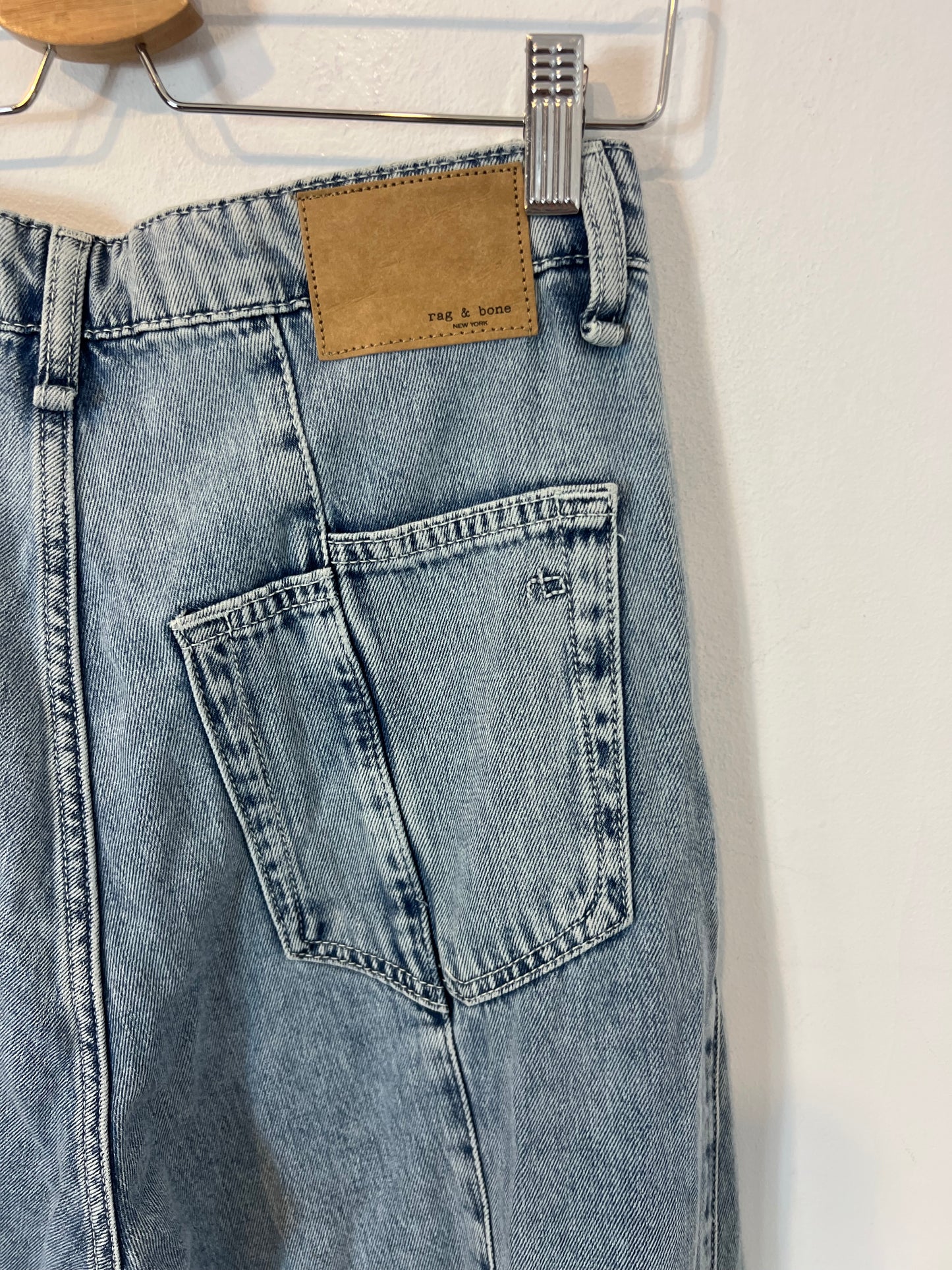 RAG&BONE. Pantalón ancho denim T.38