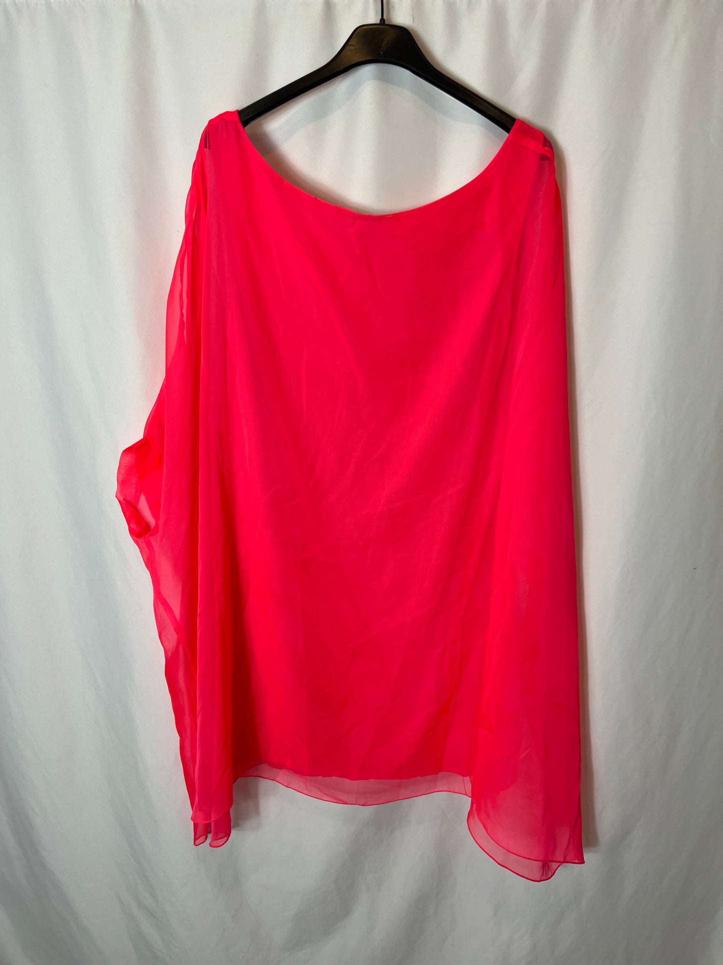 CALZEDONIA. Flowy pink Ts dress