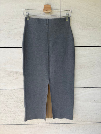 ZARA. Falda larga punto gris