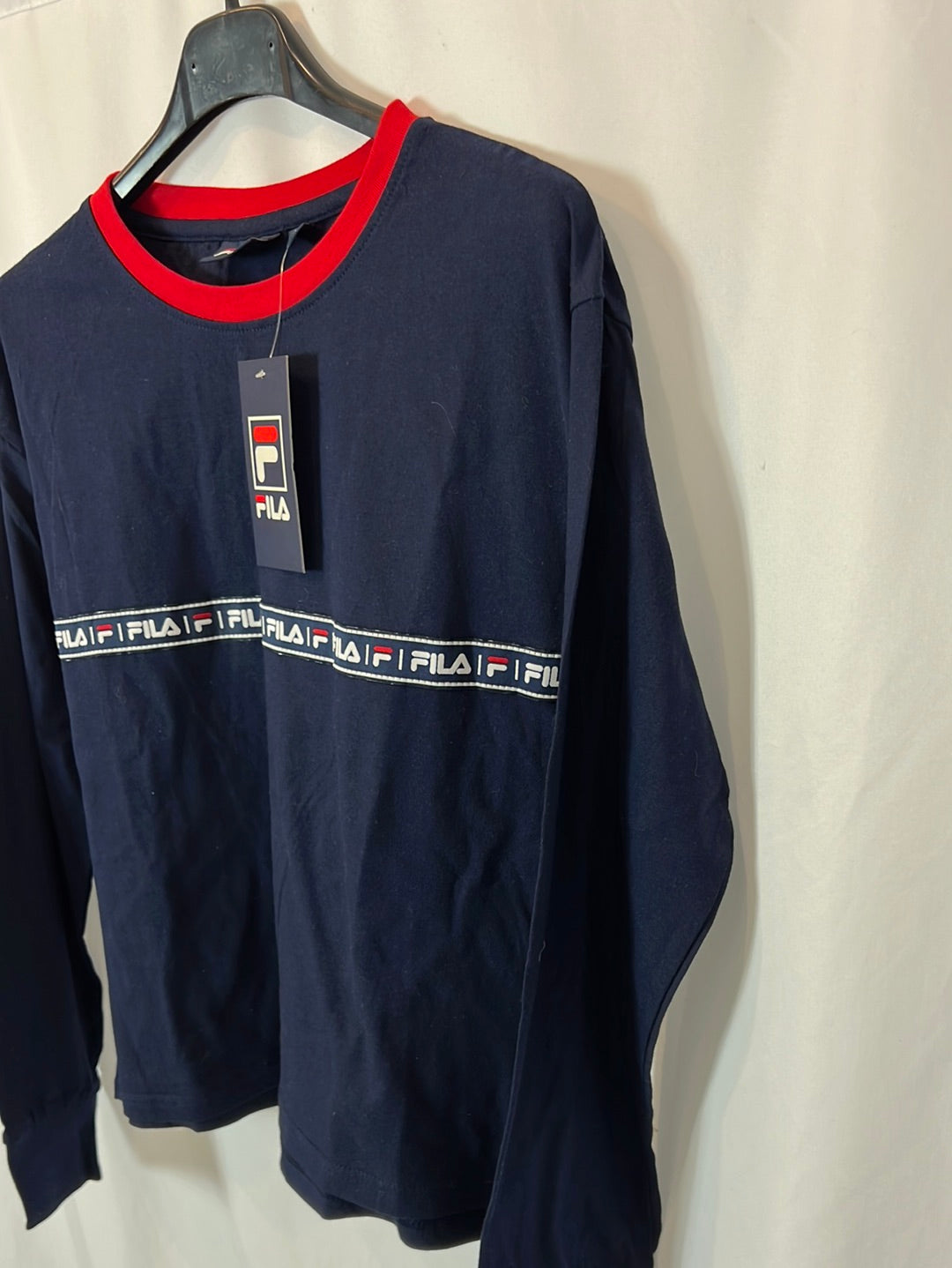 FILA. Long-sleeved logo T-shirt. Size 16 (S)