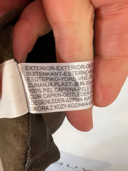 MASSIMO DUTTI. Chaleco piel fluido caqui. T S/M