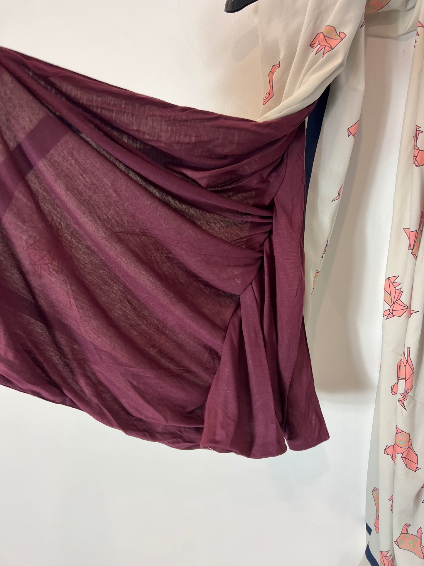 ADOLFO DOMINGUEZ. Fular reversible doble textura