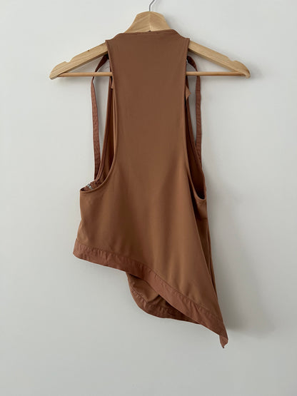 ZARA. Top rosa asimétrico