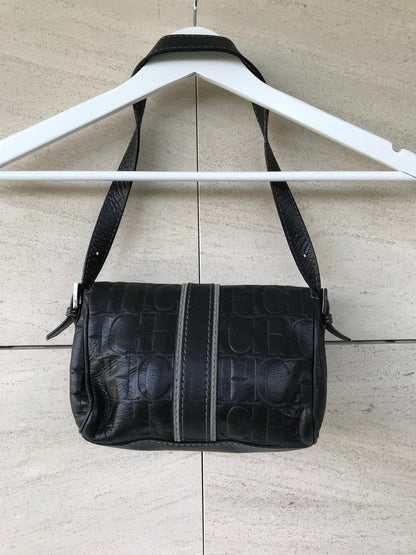 CAROLINA HERRERA. Bolso de hombro negro vintage