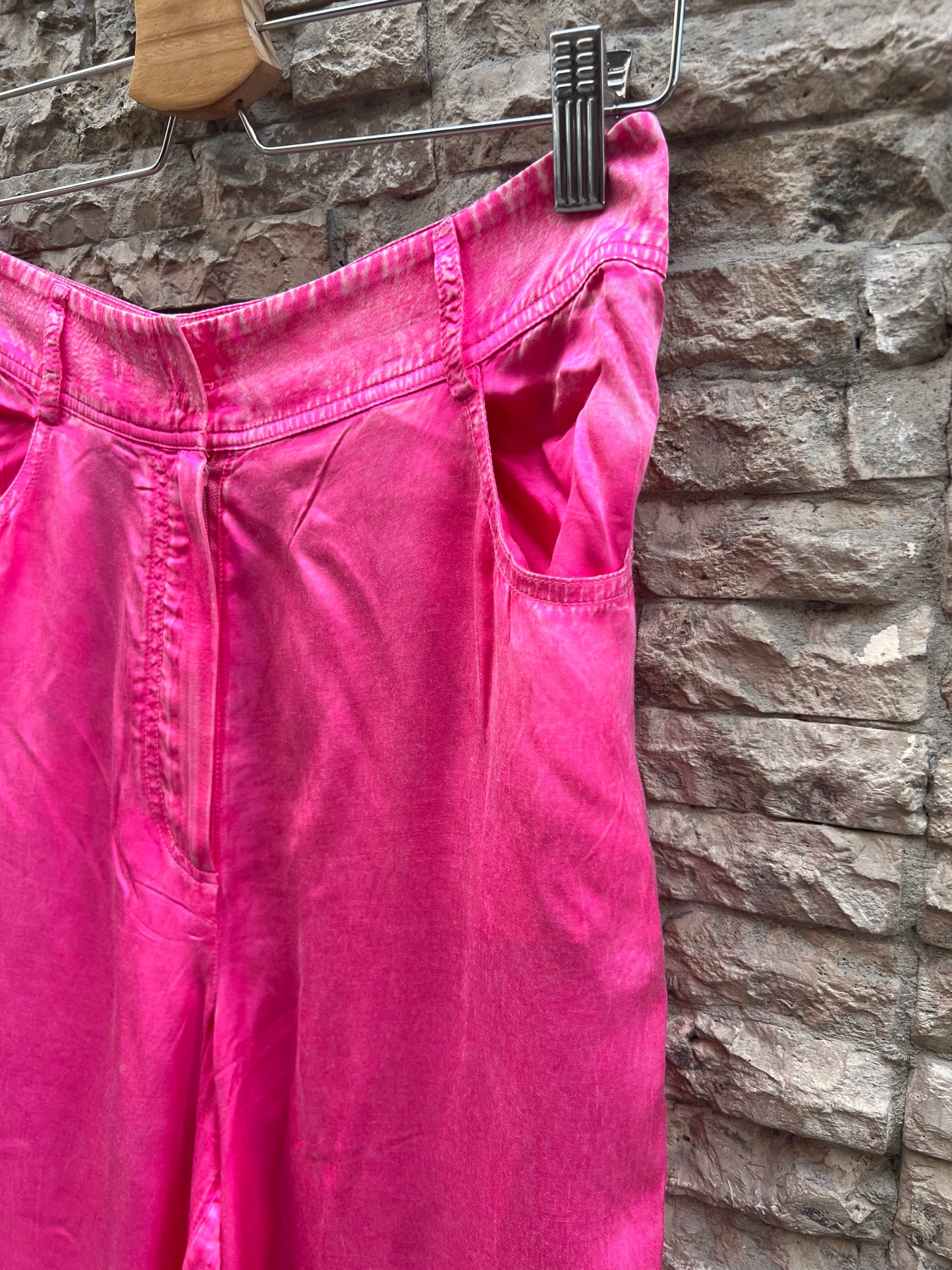 SCALPERS. Pantalón palazzo rosa T.m