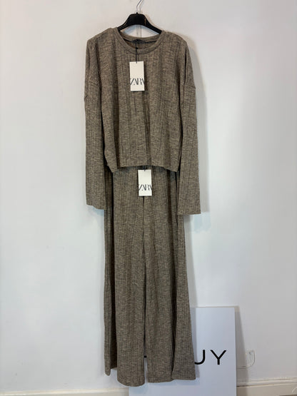 ZARA. Conjunto punto jaspeado. T S/M