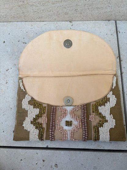 BDBA. Cartera de mano abalorios
