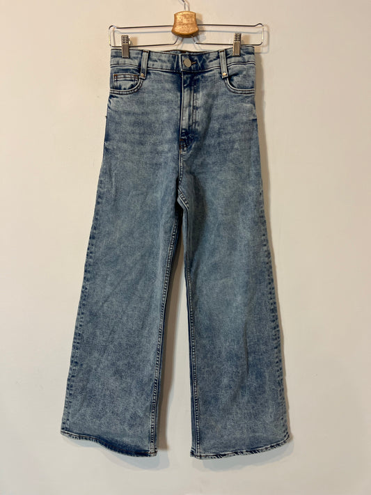 ZARA. Pantalón denim efecto lavado
