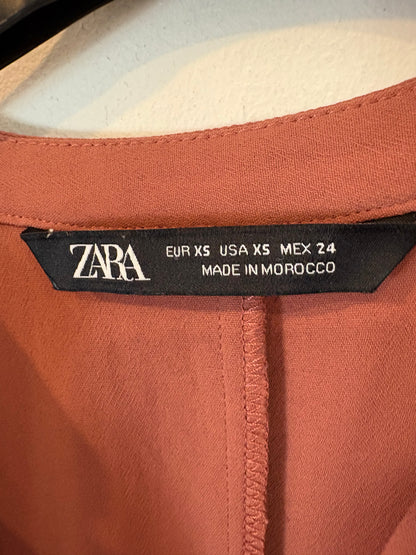 ZARA. Mono largo fluido. T XS