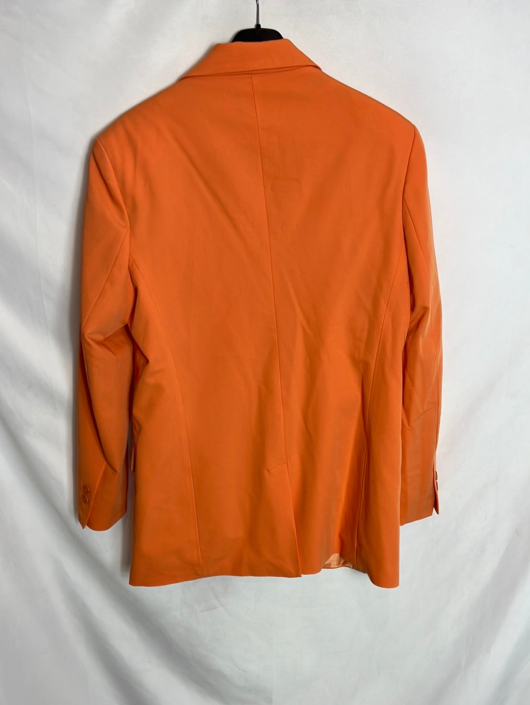 BERSHKA. Total look naranja T.s