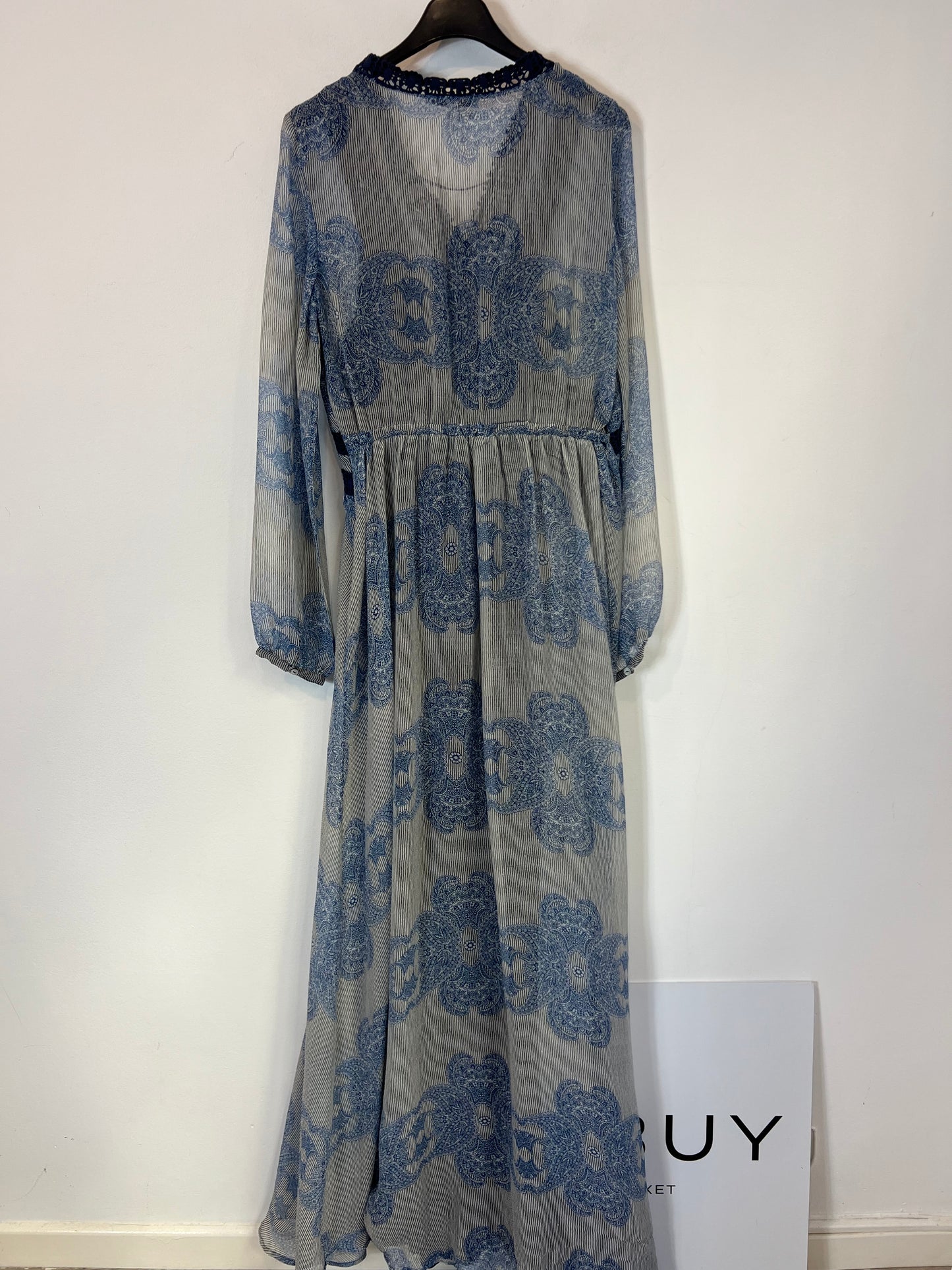 TRUCCO. Vestido largo gasa estampados azules. T M