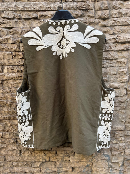 ZARA. Chaleco verde bordado. T L