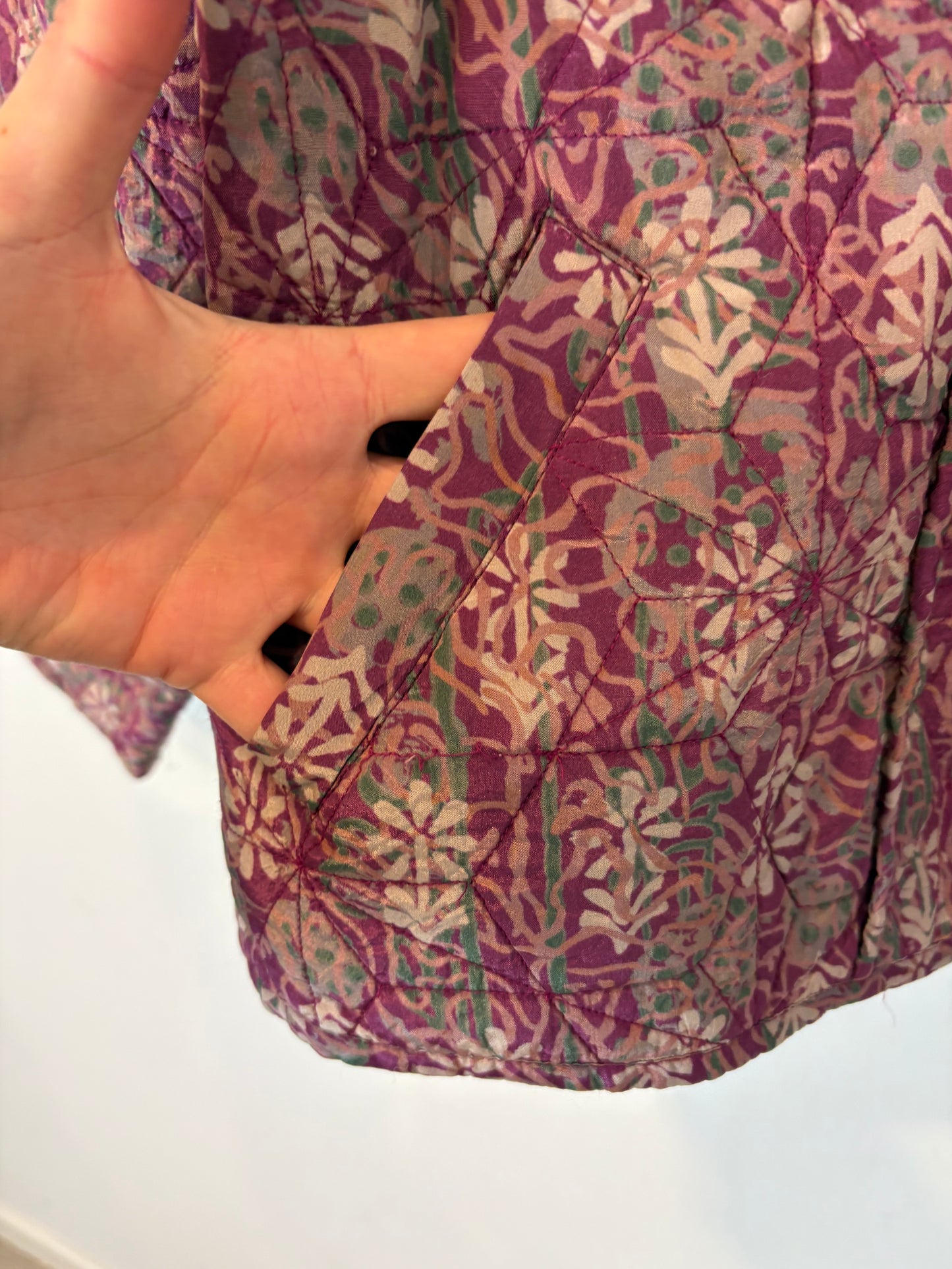 INTROPIA. Printed quilted jacket. Size XS