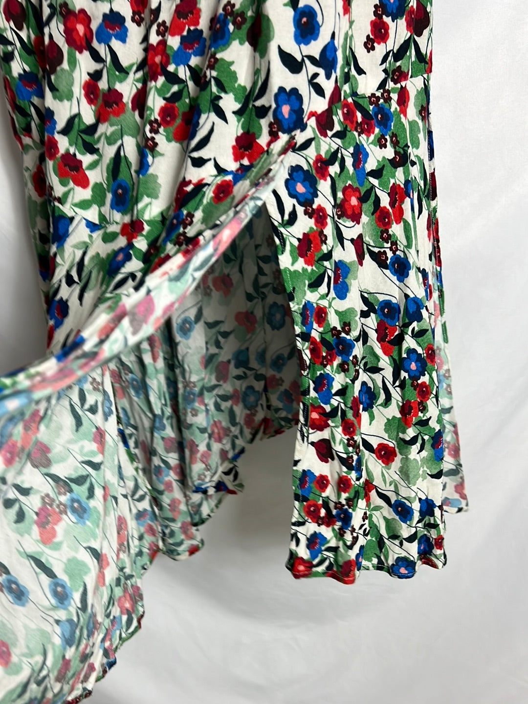 VOLANDA. Falda midi flores cruzada T.u(s/m)