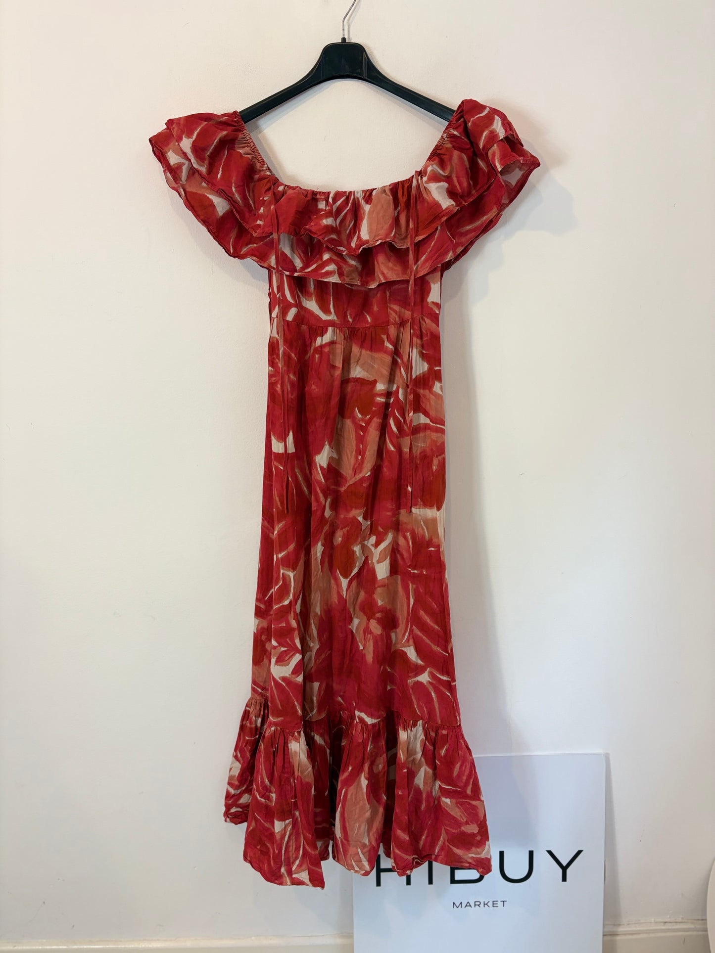 ZARA. Vestido largo de flores