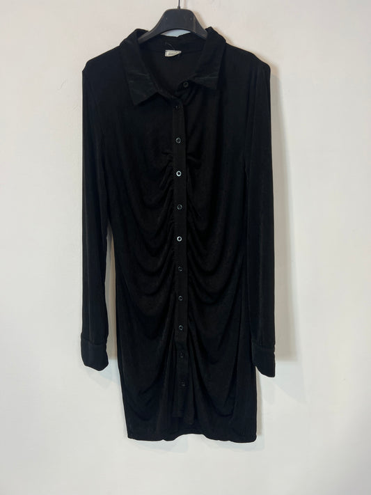 PIMKIE. Vestido negro fruncido. T L/XL