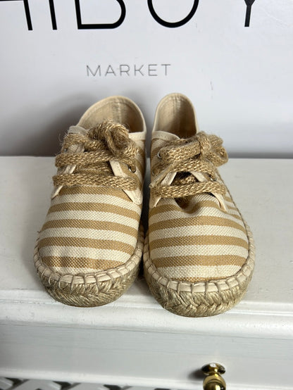 BONNET&amp;POMPON. Striped esparto slippers. Size 29